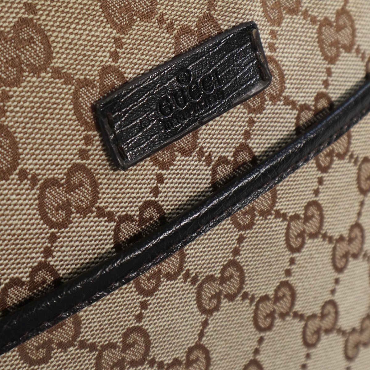 Gucci - Monogram Crossbody Bag - Bloc Magasin