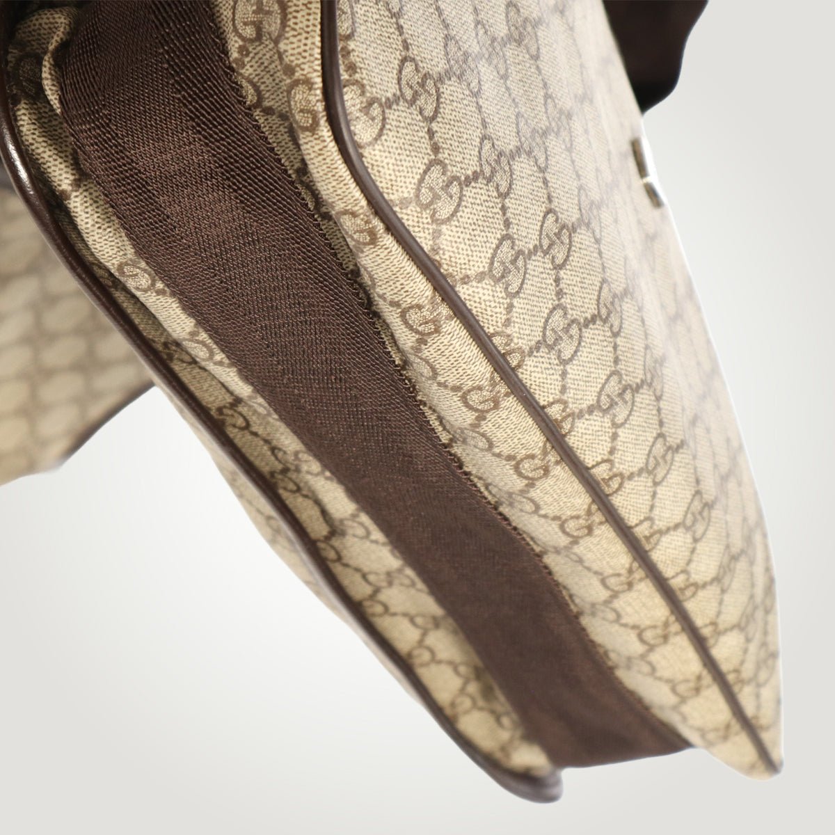 Gucci - Monogram Shoulder Bag - Bloc Magasin