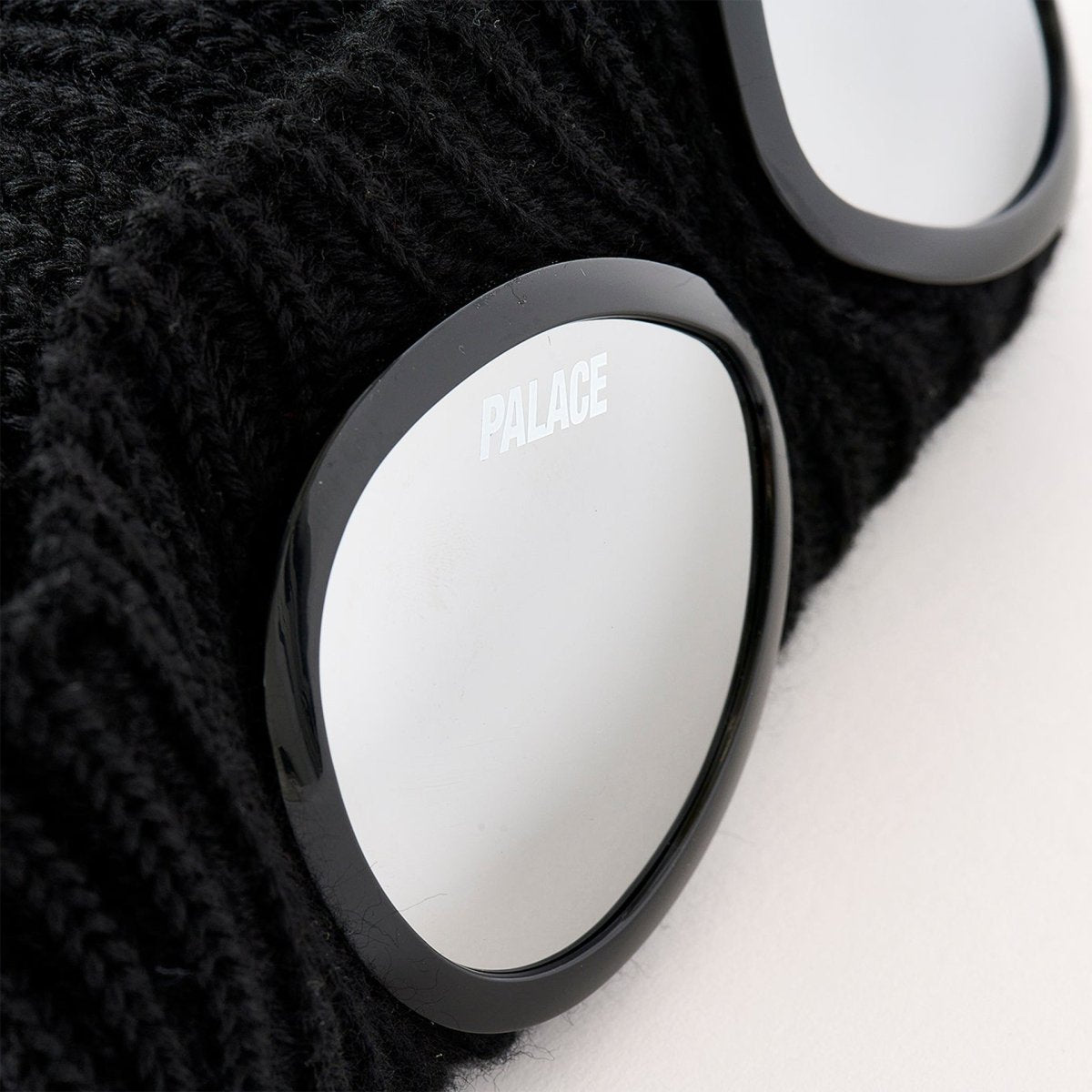 C.P. Company x Palace - Peak Goggle Beanie - Bloc Magasin