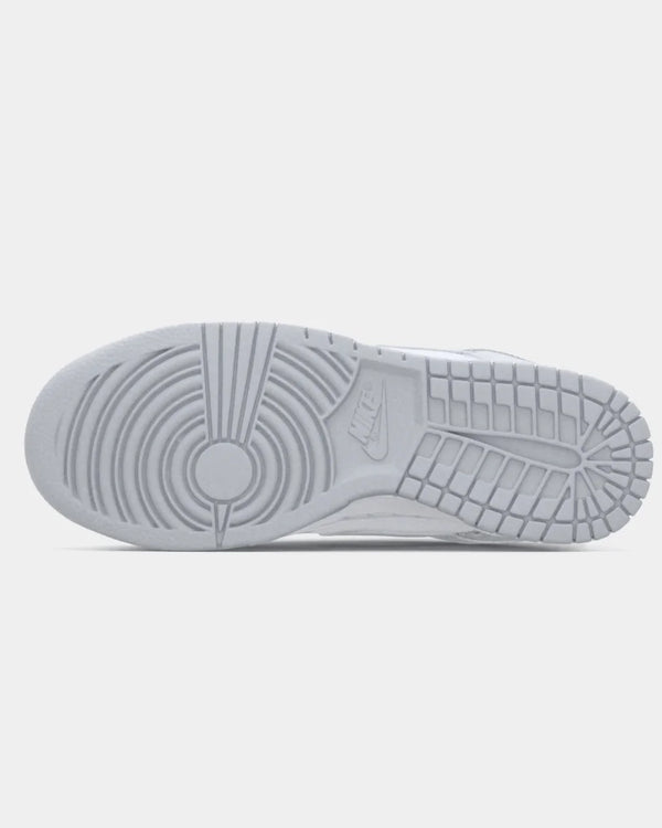 Nike - Dunk Low — view 4